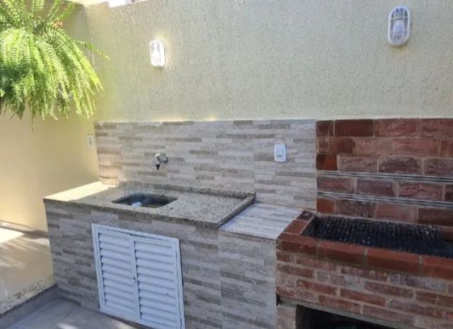 Sobrado com 170m² 4 quartos e 4 banheiros, à venda, no bairro Freguesia (Jacarepaguá) em Rio de Janeiro