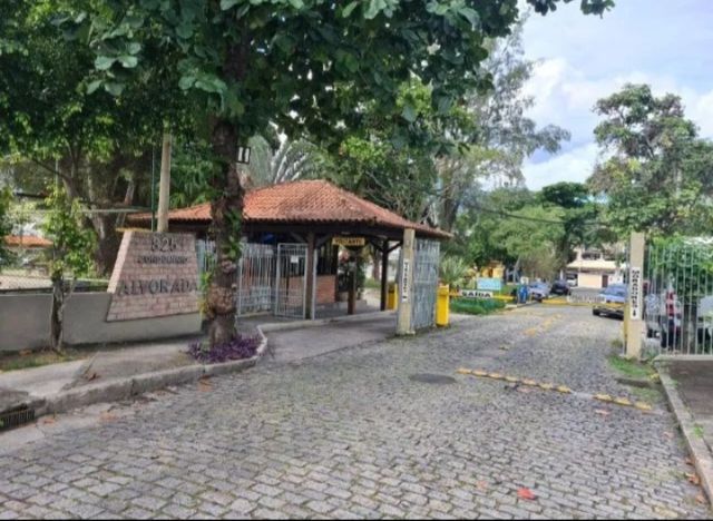 Sobrado com 170m² 4 quartos e 4 banheiros, à venda, no bairro Freguesia (Jacarepaguá) em Rio de Janeiro
