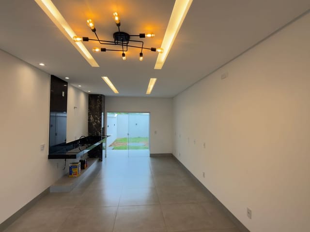 Sobrado com 120m² 3 quartos e 3 banheiros, à venda, no bairro Residencial Itaipu em Goiânia