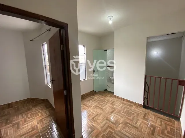 Sobrado com 125m² 3 quartos e 3 banheiros, à venda, no bairro Orozino Teixeira em Araxá