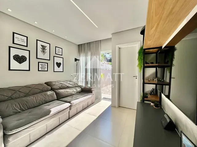 Sobrado com 94m² 2 quartos e 2 banheiros, à venda, no bairro Água Verde em Blumenau