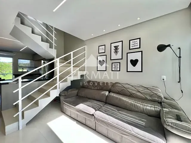 Sobrado com 94m² 2 quartos e 2 banheiros, à venda, no bairro Água Verde em Blumenau