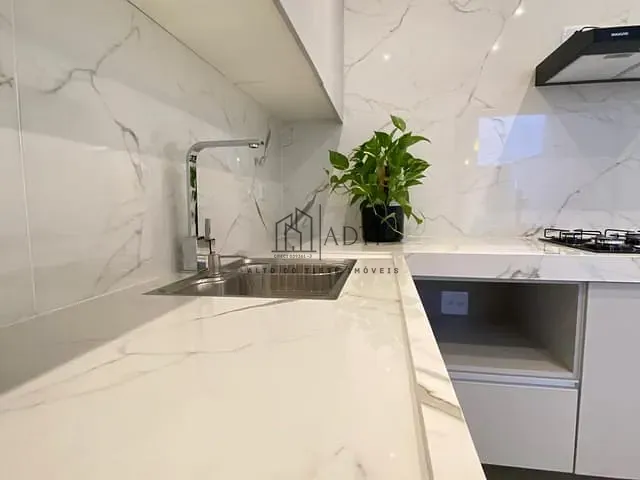 Sobrado 2 quartos e 1 banheiro, à venda, no bairro Jardim Santos Dumont III em Mogi das Cruzes