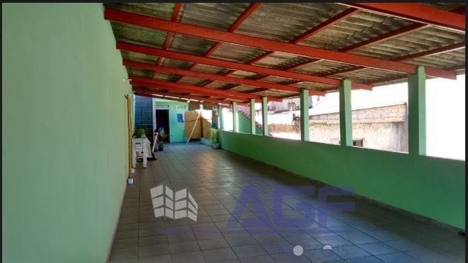 Sobrado à venda, no bairro Guacuri em São Paulo