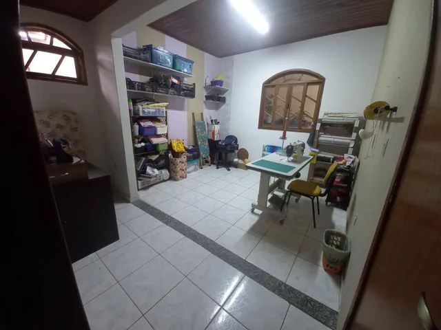 Sobrado 3 quartos e 2 banheiros, à venda, no bairro Jardim Santo Antônio em Macaé