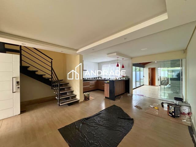 Foto do Sobrado - Lindo sobrado à venda, Vila Santa Rosa, Apucarana, PR | ANDRADE IMOBILIARIA APUCARANA LTDA