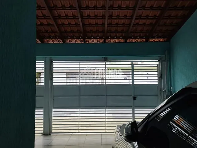 Sobrado com 200m² 2 quartos e 2 banheiros, à venda, no bairro Jardim Bartira em São Paulo