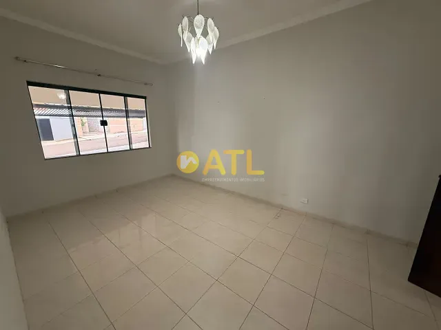 Sobrado 4 quartos e 5 banheiros, para alugar, no bairro Vila São Silvestre em Ourinhos