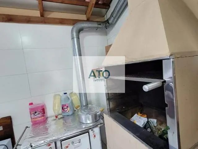 Sobrado com 180m² 2 quartos e 2 banheiros, à venda, no bairro Mata Atlântica em Tijucas