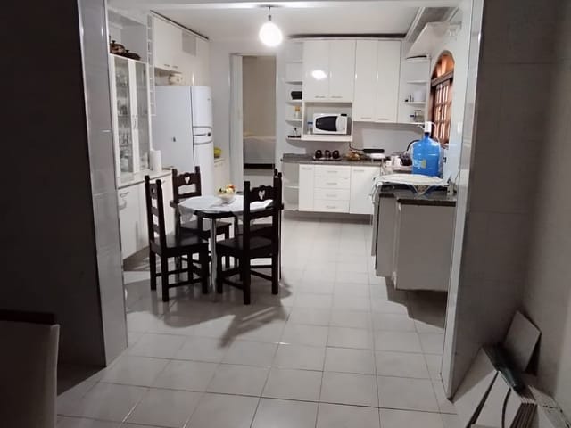 Sobrado 3 quartos e 3 banheiros, à venda, no bairro Parque Jaçatuba em Santo André
