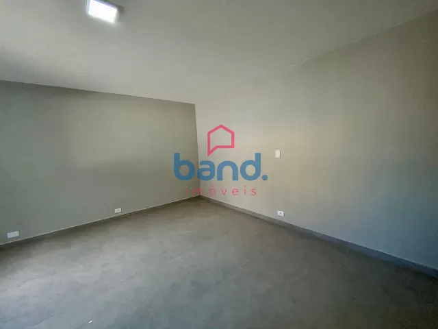 Sobrado com 100m² 1 quarto e 3 banheiros, à venda ou para alugar, no bairro Vila Manduqinha em Porto Feliz