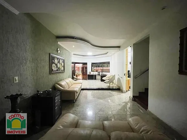 Sobrado com 420m² 3 quartos e 3 banheiros, à venda, no bairro Andracel Center em Anápolis