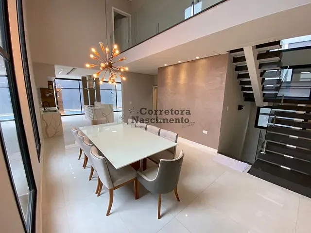Sobrado com 291m² 3 quartos e 3 banheiros, à venda ou para alugar, no bairro Condomínio Residencial Fogaça em Jacareí