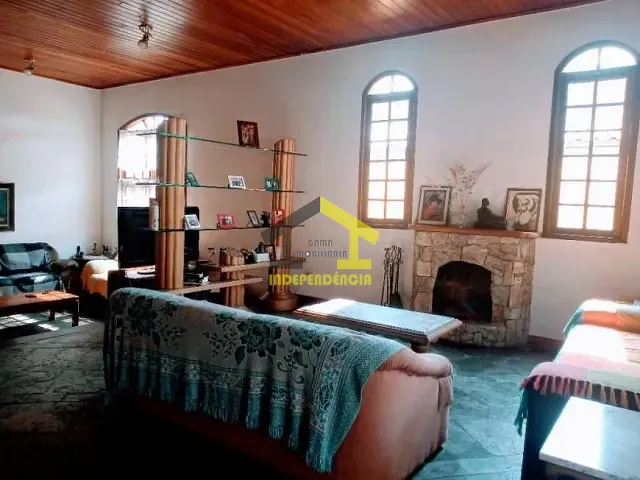 Sobrado com 700m² 6 quartos e 4 banheiros, à venda, no bairro Nova Higienópolis em Jandira