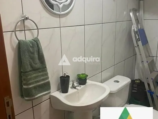 Sobrado com 95m² 2 quartos e 2 banheiros, à venda, no bairro Contorno em Ponta Grossa