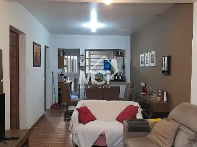 Sobrado com 208m² 4 quartos e 3 banheiros, à venda, no bairro Centro em Pelotas