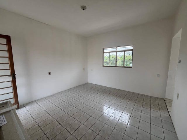Sobrado com 50m² 2 quartos e 1 banheiro, para alugar, no bairro Parque Valença I em Campinas