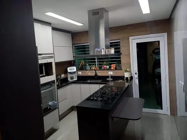 Sobrado 3 quartos e 3 banheiros, à venda, no bairro Vila Alpina em São Paulo