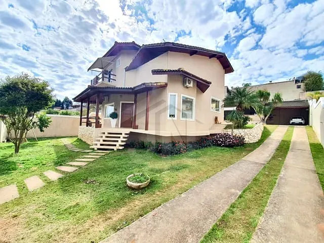 Sobrado com 750m² 3 quartos e 4 banheiros, à venda, no bairro Colina (Caucaia do Alto) em Cotia