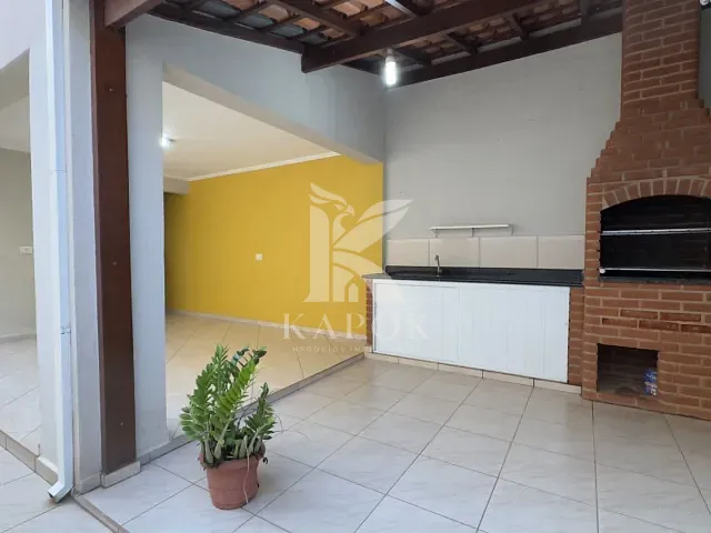 Sobrado 3 quartos e 4 banheiros, à venda, no bairro Altos de Sumaré em Sumaré