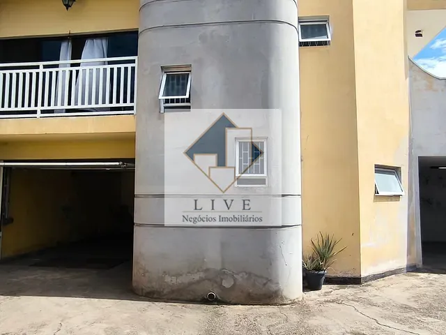 Sobrado com 378m² 4 quartos e 5 banheiros, à venda, no bairro Jardim Paulistano em Americana