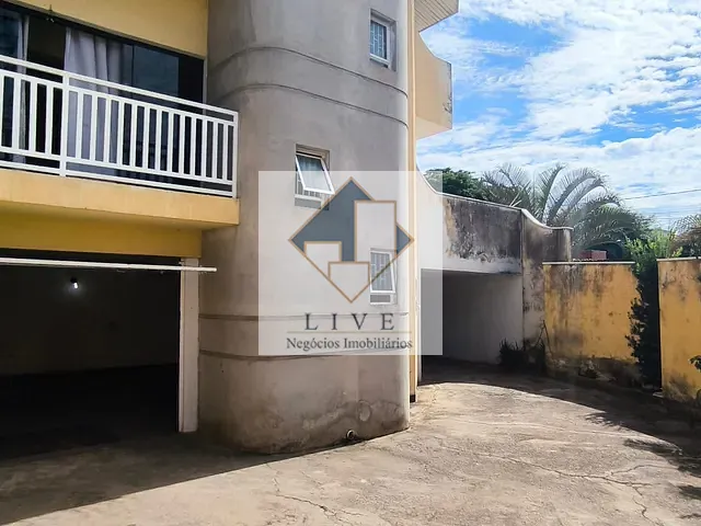 Sobrado com 378m² 4 quartos e 5 banheiros, à venda, no bairro Jardim Paulistano em Americana