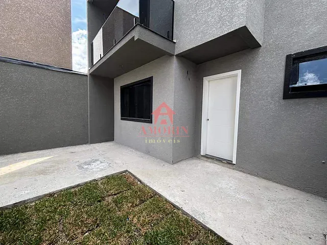 Sobrado com 144m² 3 quartos e 3 banheiros, à venda, no bairro Fazendinha em Curitiba