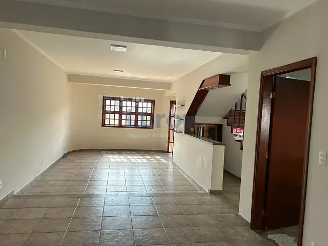 Casa com 450m² 3 quartos e 3 banheiros, à venda ou para alugar, no bairro Residencial São Luiz em Valinhos
