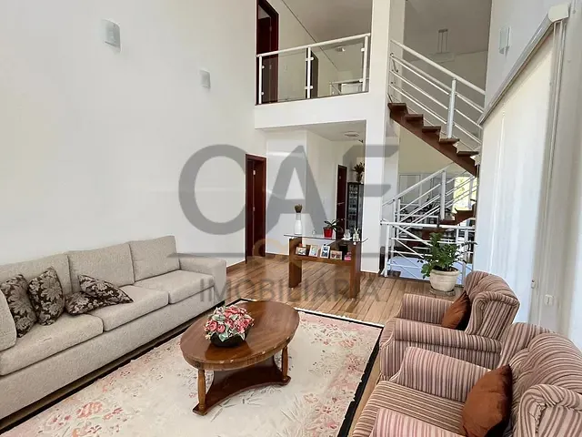 Sobrado com 663m² 5 quartos e 7 banheiros, à venda, no bairro Mauá II em Jaguariúna