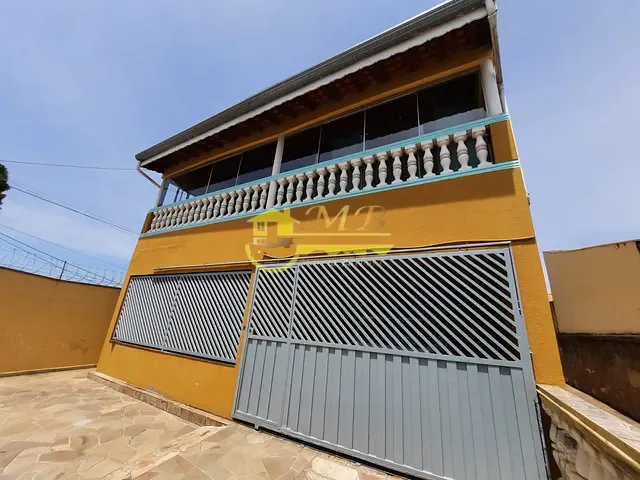 Sobrado com 360m² 4 quartos e 4 banheiros, à venda, no bairro Vila Aeroporto em Campinas