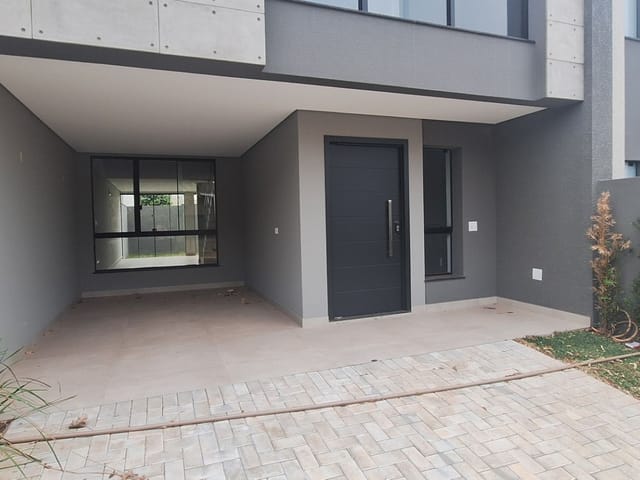 Sobrado com 148m² 3 quartos e 4 banheiros, à venda, no bairro Residencial Morada das Flores em Cambé