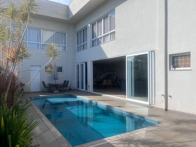 Sobrado Condomínio Royal Forest