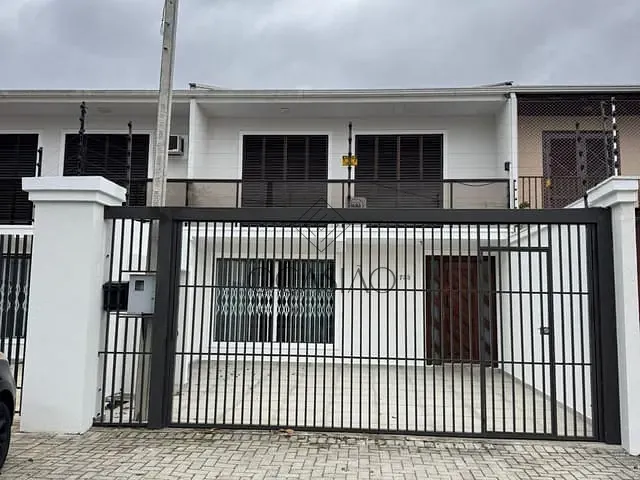Sobrado 3 quartos e 4 banheiros, à venda, no bairro Boa Vista em Curitiba
