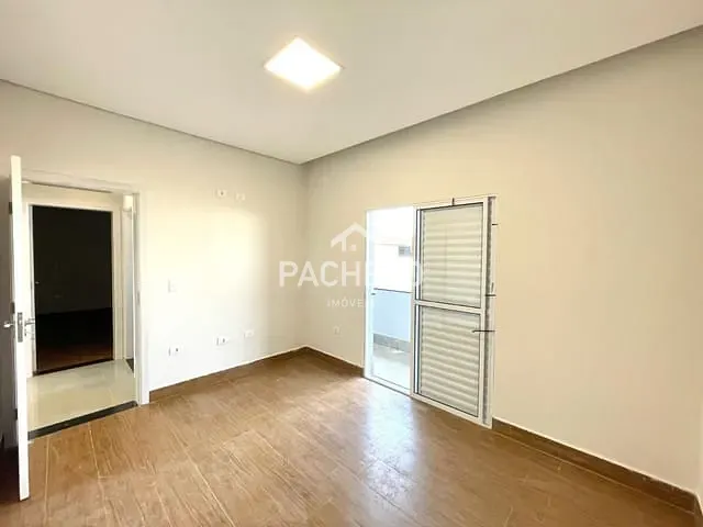 Sobrado com 250m² 4 quartos e 2 banheiros, à venda, no bairro Dodson em Santa Bárbara d'Oeste