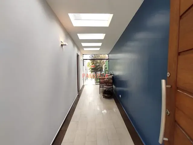 Sobrado com 360m² 3 quartos e 5 banheiros, à venda ou para alugar, no bairro Chácara Inglesa em São Paulo