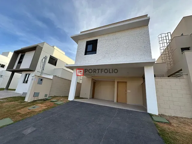 Sobrado com 203m² 4 quartos e 3 banheiros, à venda, no bairro Conjunto Residencial Storil em Aparecida de Goiânia