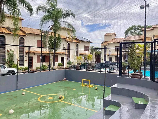 Sobrado 3 quartos e 2 banheiros, à venda, no bairro Jardim América em Goiânia