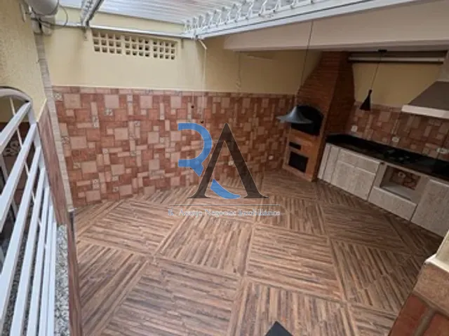 Sobrado 4 quartos e 3 banheiros, para alugar, no bairro Jardim Textil em São Paulo