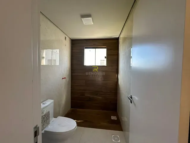 Sobrado com 126m² 3 quartos e 3 banheiros, à venda, no bairro Boqueirão em Guarapuava