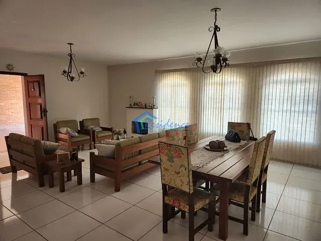 Sobrado com 380m² 4 quartos e 1 banheiro, à venda, no bairro Vila Aurora em Indaiatuba