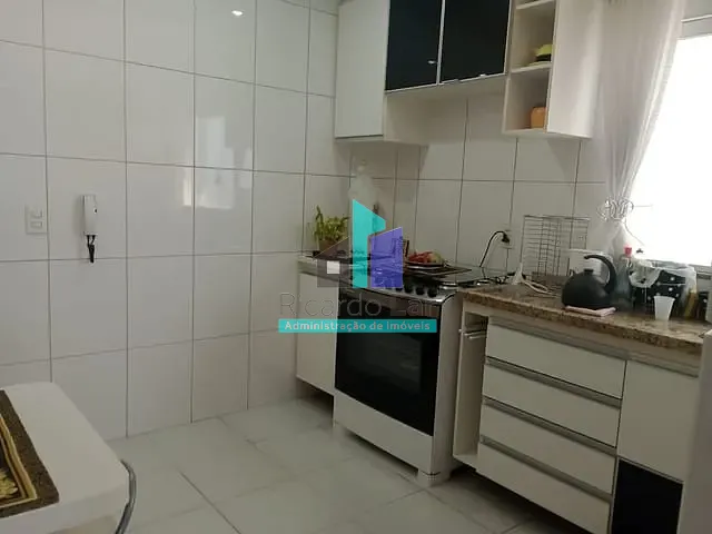 Sobrado com 250m² 3 quartos e 5 banheiros, à venda, no bairro Jaguaribe em Osasco