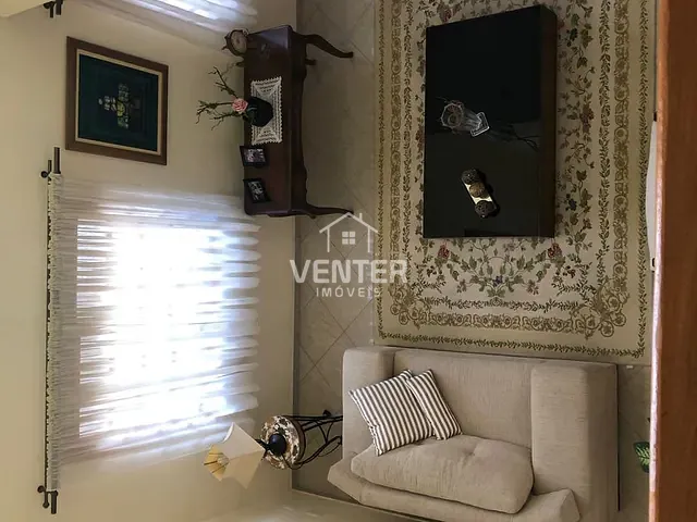 Sobrado com 418m² 3 quartos e 5 banheiros, à venda, no bairro Condomínio do Taubaté Village em Taubaté