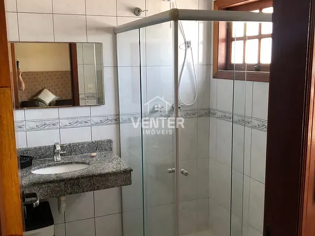 Sobrado com 418m² 3 quartos e 5 banheiros, à venda, no bairro Condomínio do Taubaté Village em Taubaté