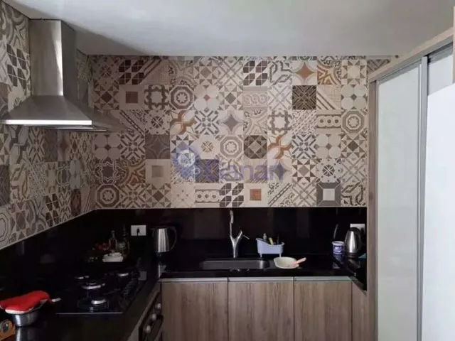 Sobrado 3 quartos e 3 banheiros, à venda, no bairro Lindóia em Curitiba