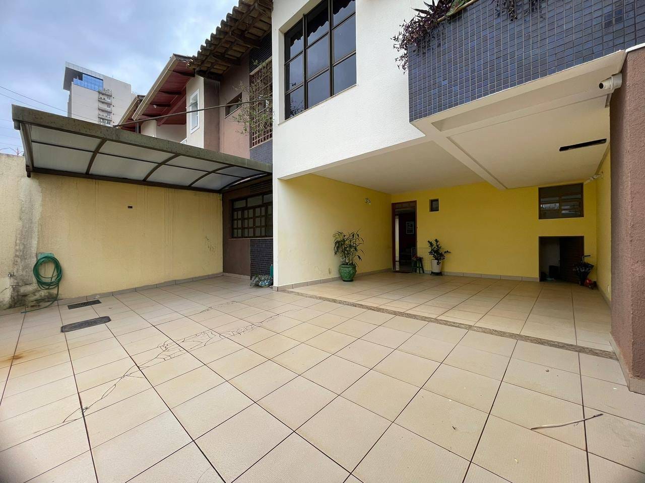 Sobrado, 4 quartos, 202 m² - Foto 1