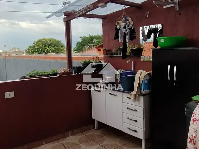 Sobrado com 182m² 4 quartos e 2 banheiros, à venda, no bairro Pestana em Osasco