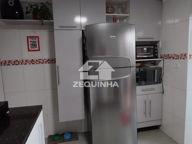Sobrado com 182m² 4 quartos e 2 banheiros, à venda, no bairro Pestana em Osasco