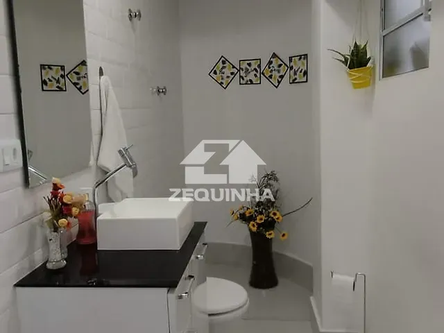 Sobrado com 182m² 4 quartos e 2 banheiros, à venda, no bairro Pestana em Osasco