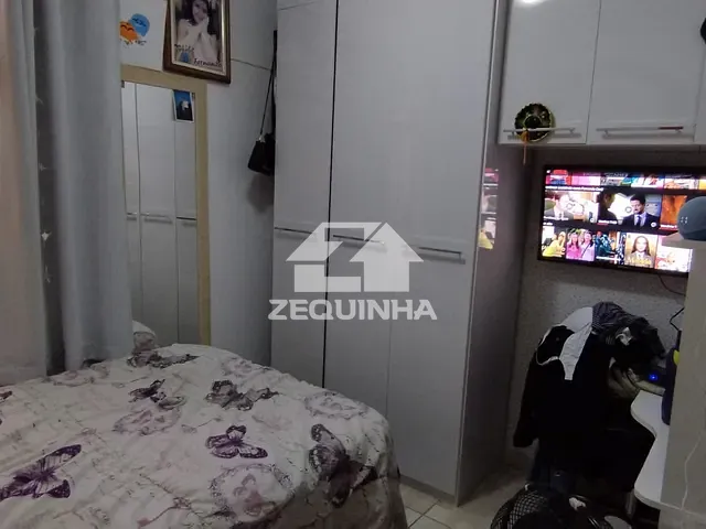 Sobrado com 182m² 4 quartos e 2 banheiros, à venda, no bairro Pestana em Osasco