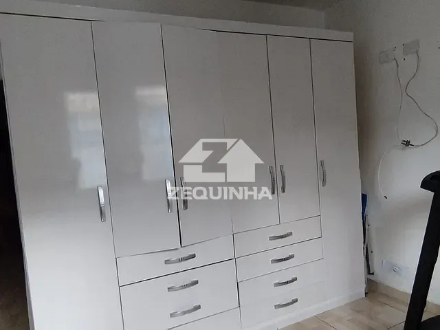 Sobrado com 182m² 4 quartos e 2 banheiros, à venda, no bairro Pestana em Osasco